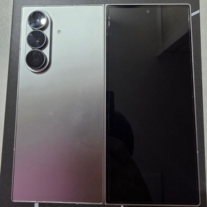 갤럭시 폴드7 실버색상 512GB 박스풀셋 팝니다. 이미지