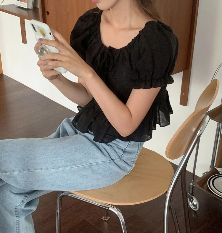 니어웨어 버블리 퍼프 반팔 블라우스 블랙 리본 콩단추 펀칭 레이스/ 프렌치오브 피터앤웬디 가내스라 프리티영띵 미엘 이미지