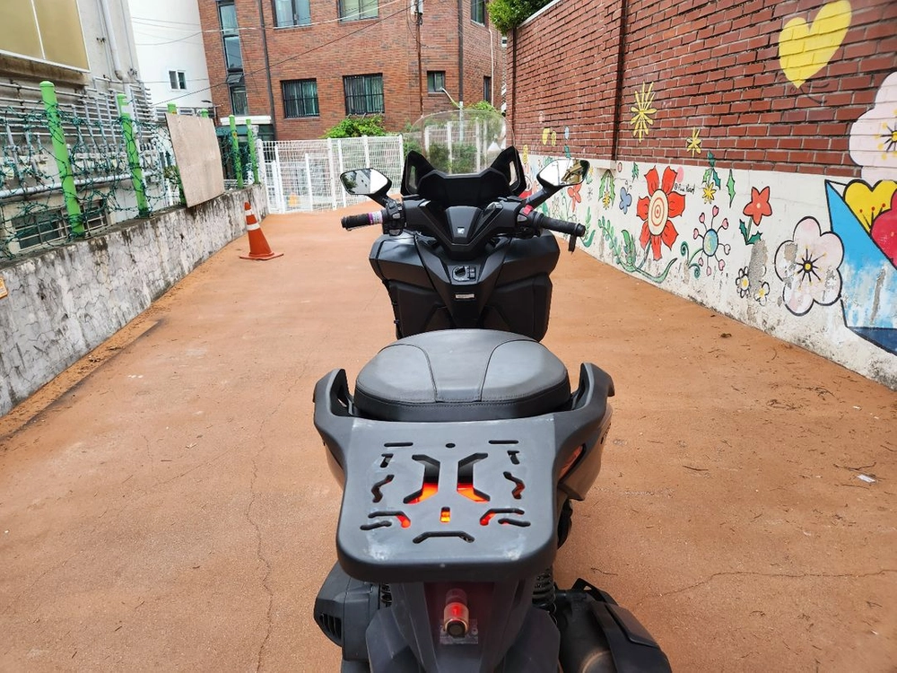 혼다 포르자350 이미지