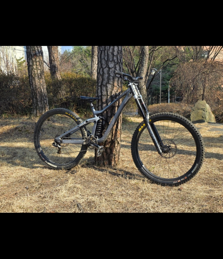스캇 갬블러 다운힐 풀샥 mtb - 안심되는 중고거래