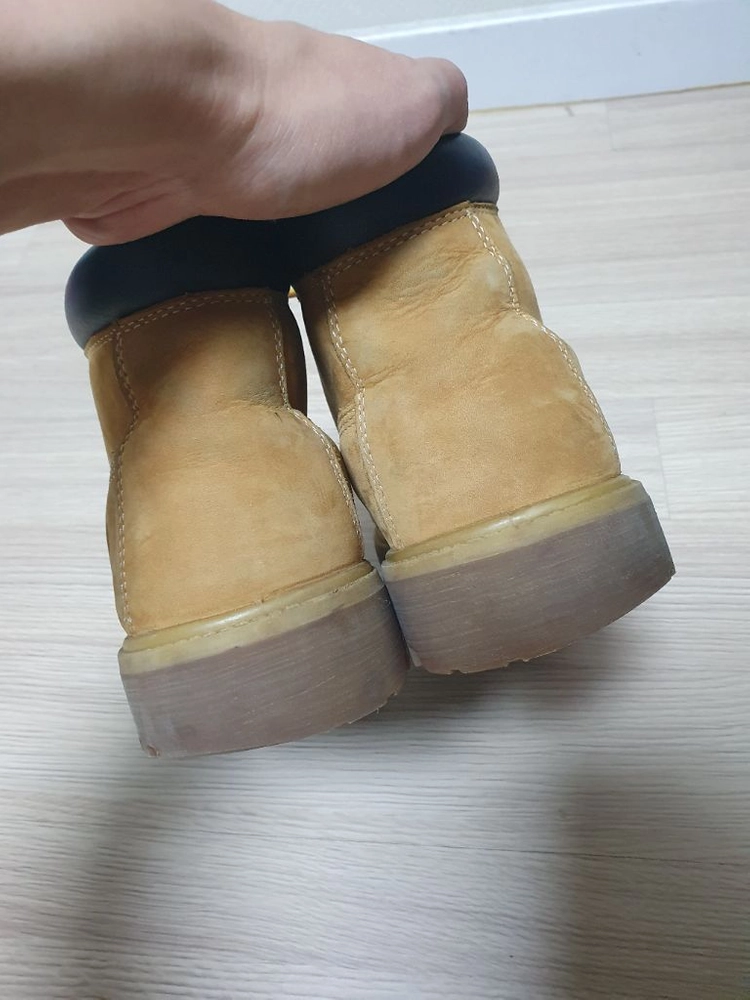 팀버랜드 추카 부츠 280 이미지