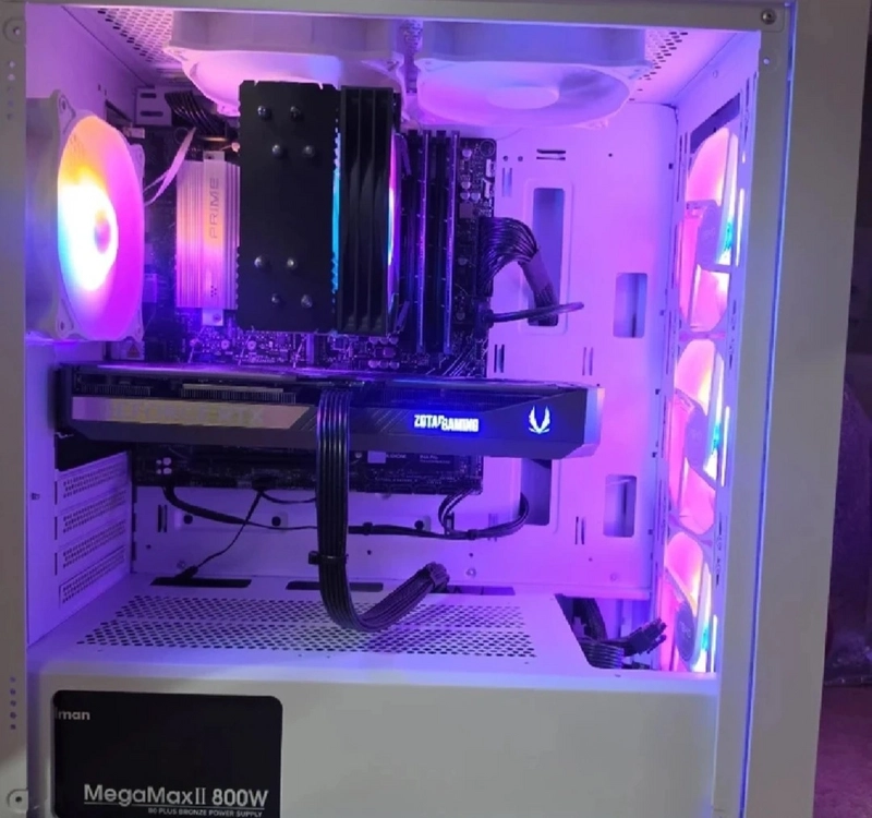 (새상품급)고사양 게이밍 컴퓨터 Rtx5070, DDR5 32GB, 7500F - 안심되는 중고거래