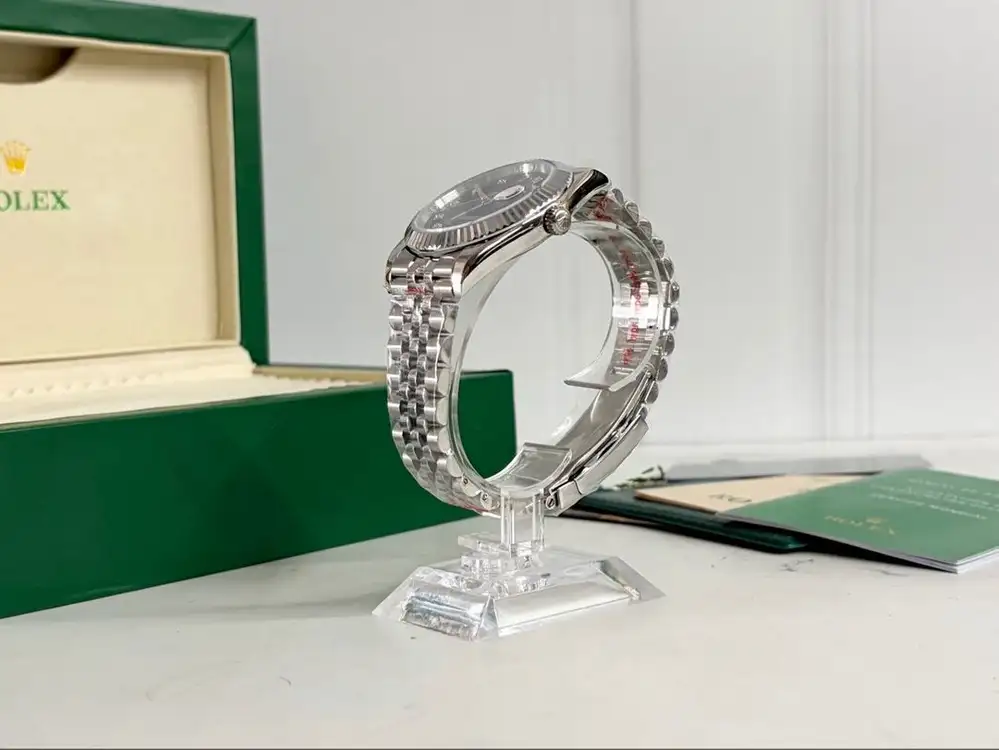 로렉스 데이트 저스트 텐포인트 블루 41mm [새상품] 이미지
