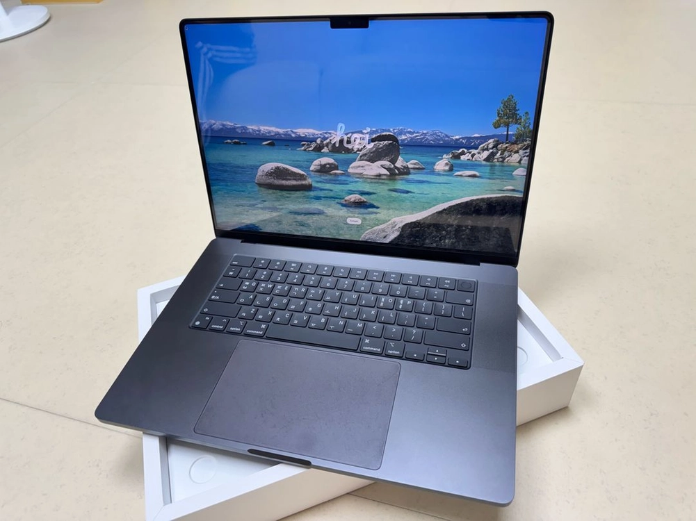 [S급] 맥북프로 16 M4 Pro 풀칩 24GB 512GB 스페이스블랙 배터리99% 풀박스 이미지