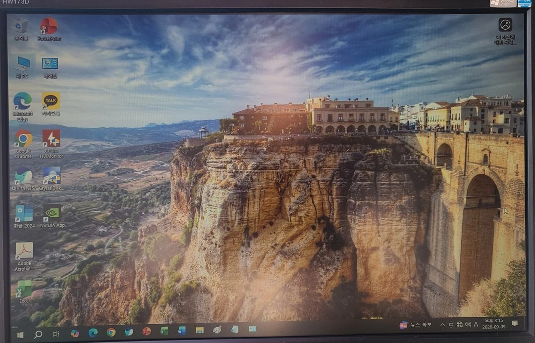 i5-3570 GTX750Ti 2GB / RAM 8GB / SSD120 + HDD640 / D드라이브 복구백업 완료 이미지