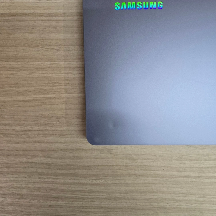삼성 울트라7 1TB 노트북 NT940XGQ-A71AG 화면 터치가능 이미지