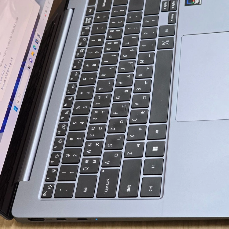 삼성 울트라7 1TB 노트북 NT940XGQ-A71AG 화면 터치가능 이미지