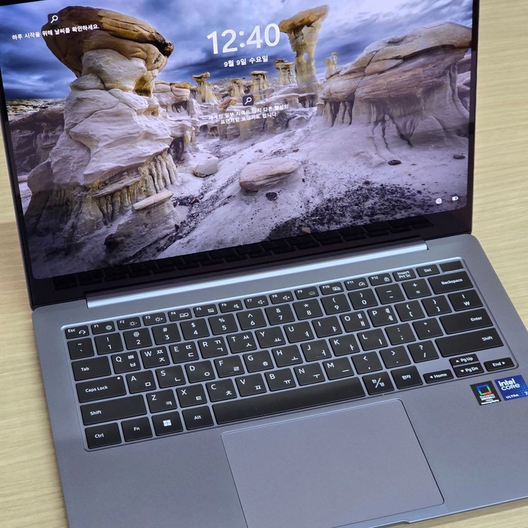 삼성 울트라7 1TB 노트북 NT940XGQ-A71AG 화면 터치가능 이미지