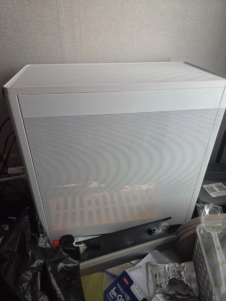 9950x3d 5080 32gb 1tb 데스크탑 판매합니다 - 안심되는 중고거래