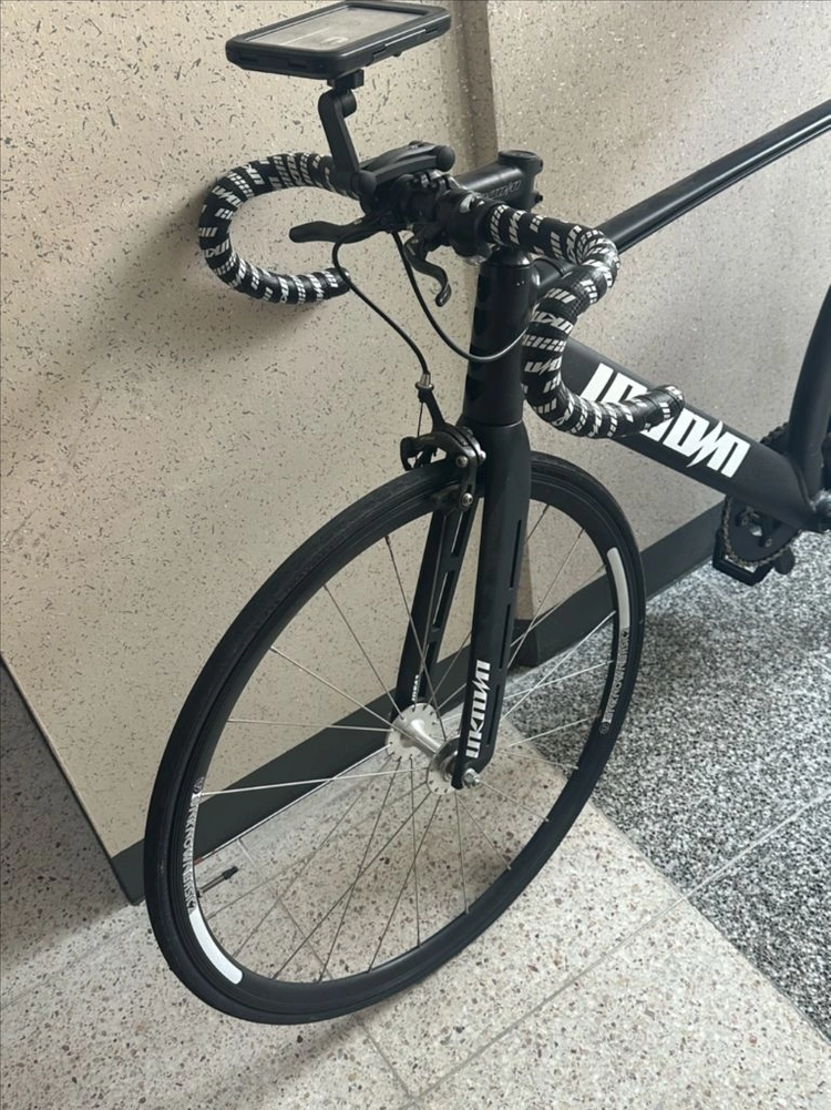 언노운 lv3 픽시 자전거 이미지