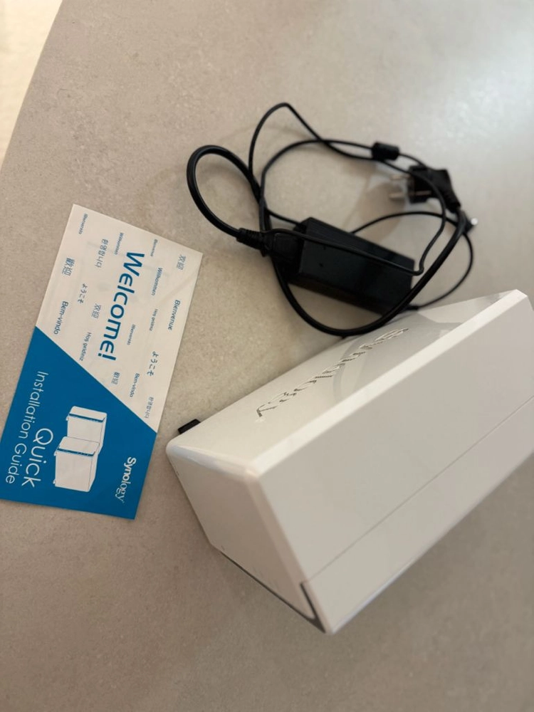 시놀로지 DS15j 나스 3TB 이미지