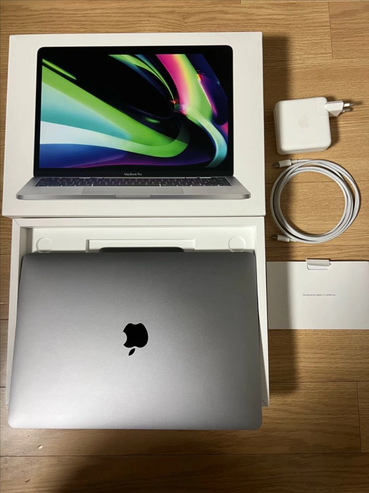 M1 맥북 프로 16GB 256GB - 안심되는 중고거래