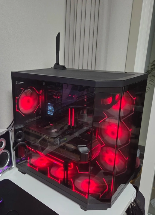 9800x3d 5070ti 고사양 pc 컴퓨터 본체 입니다. - 안심되는 중고거래