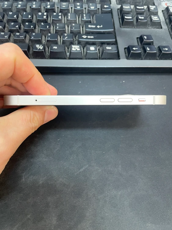 아이폰13미니 화이트 128GB 상태좋은 중고32만5천팝니다. 이미지