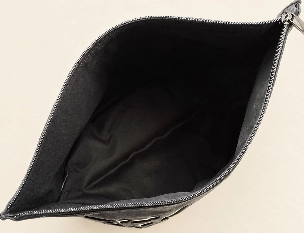 샤넬 뷰티 화장품 파우치 클러치 블랙 이미지
