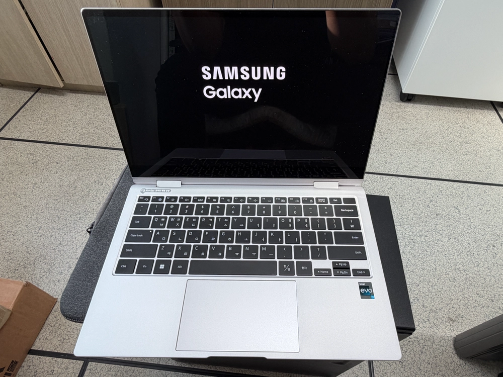 삼성 갤럭시북2프로 360 13인치>> i7, 16g, 1t - 안심되는 중고거래