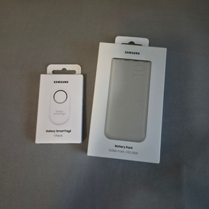 삼성 배터리팩 10000mAh PD 25W + 갤럭시 스마트태그2 보조배터리 고속충전 IP67 방진방수 이미지