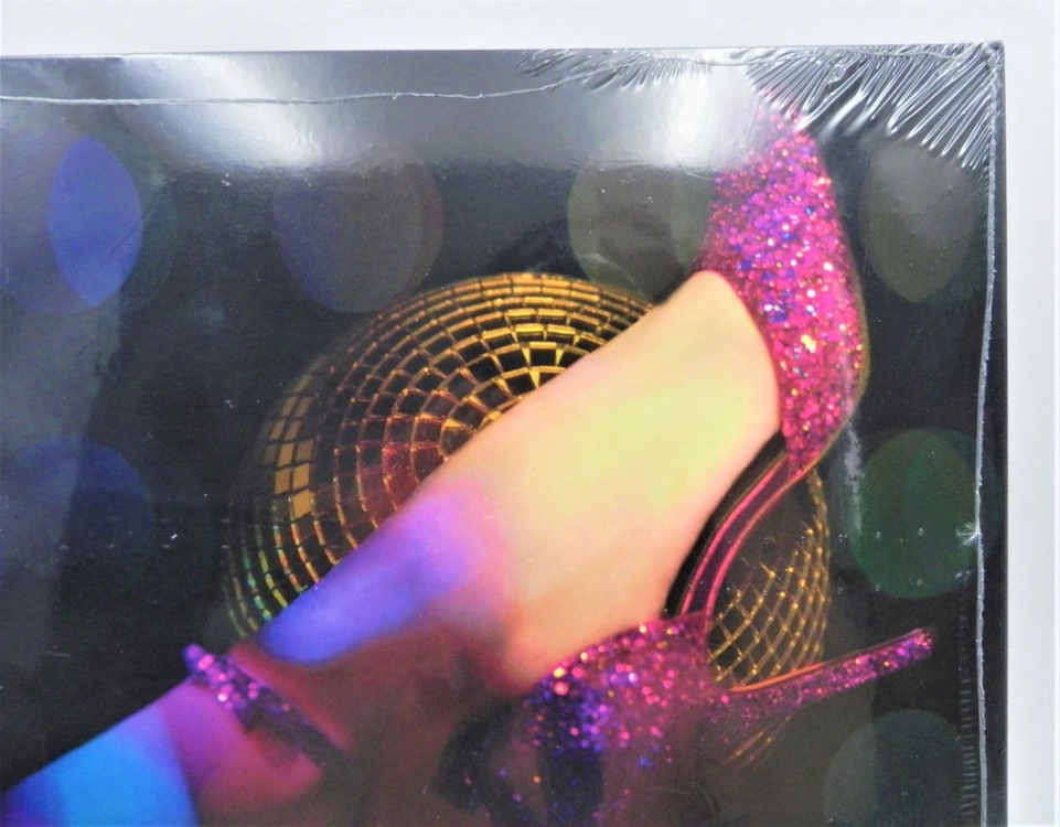[미개봉/희귀/한정판] - 마돈나 Confessions On A Dance Floor (핑크 바이닐 한정반 2LP) 이미지