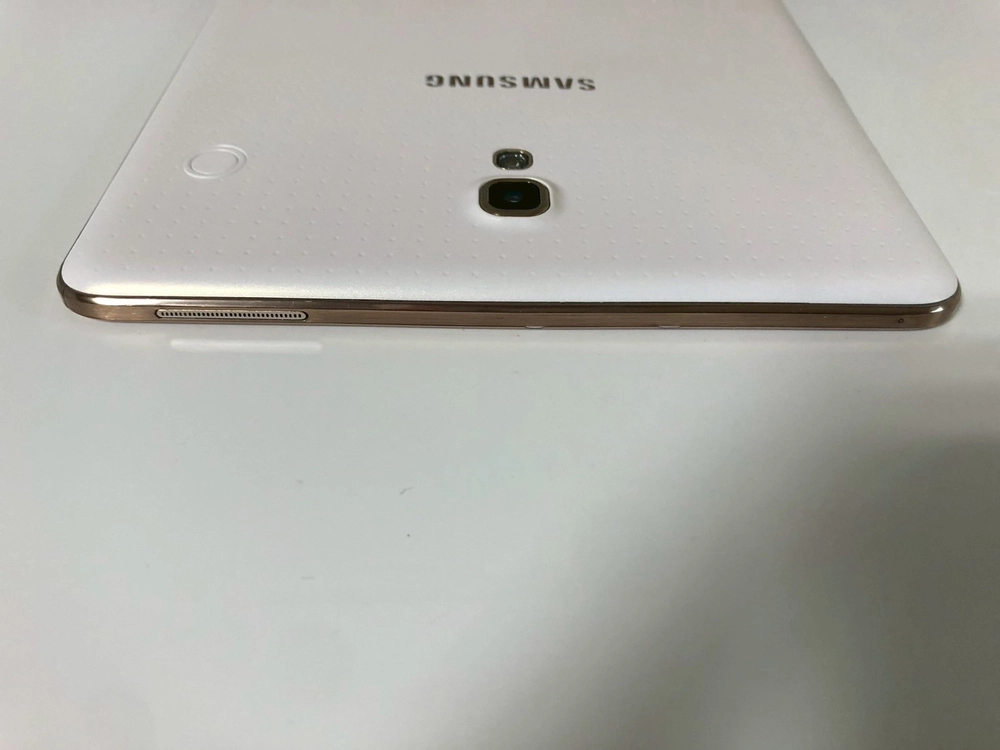 갤럭시 탭S 8.4 (T700) 화이트 와이파이 기기 판매(34140) 이미지