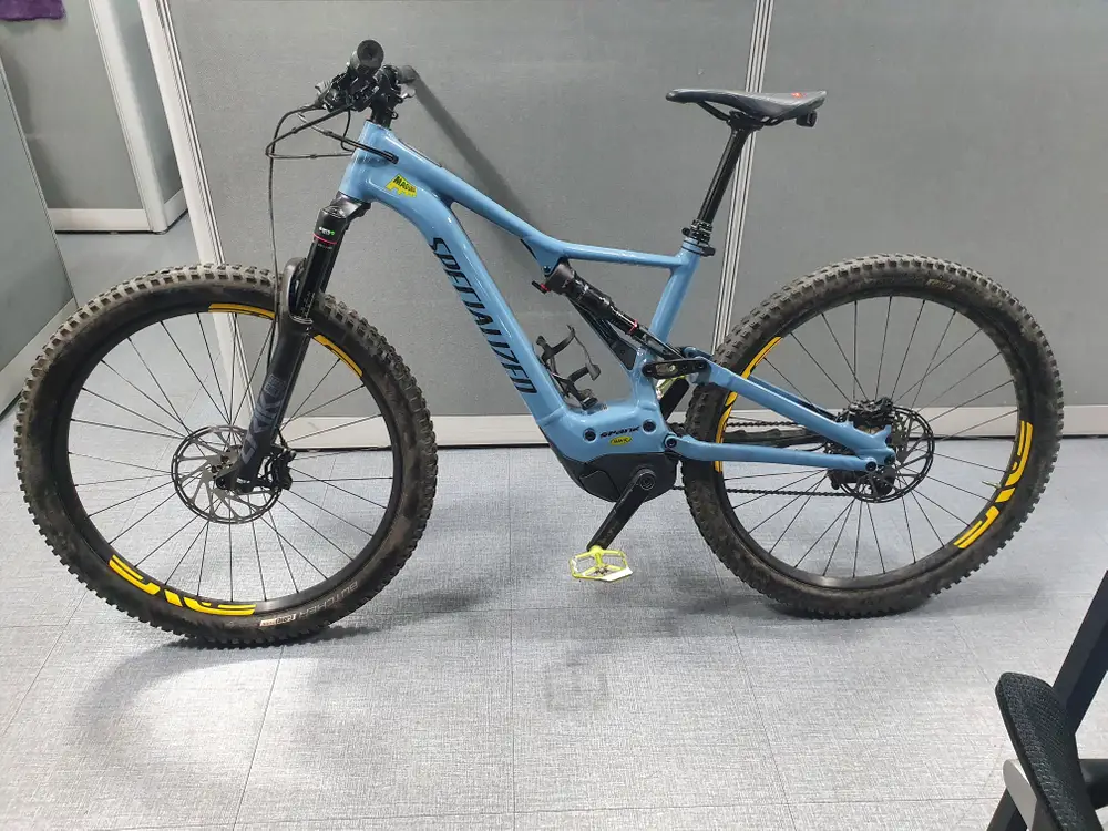 스페셜라이즈드 e-mtb 터보리보 - 안심되는 중고거래
