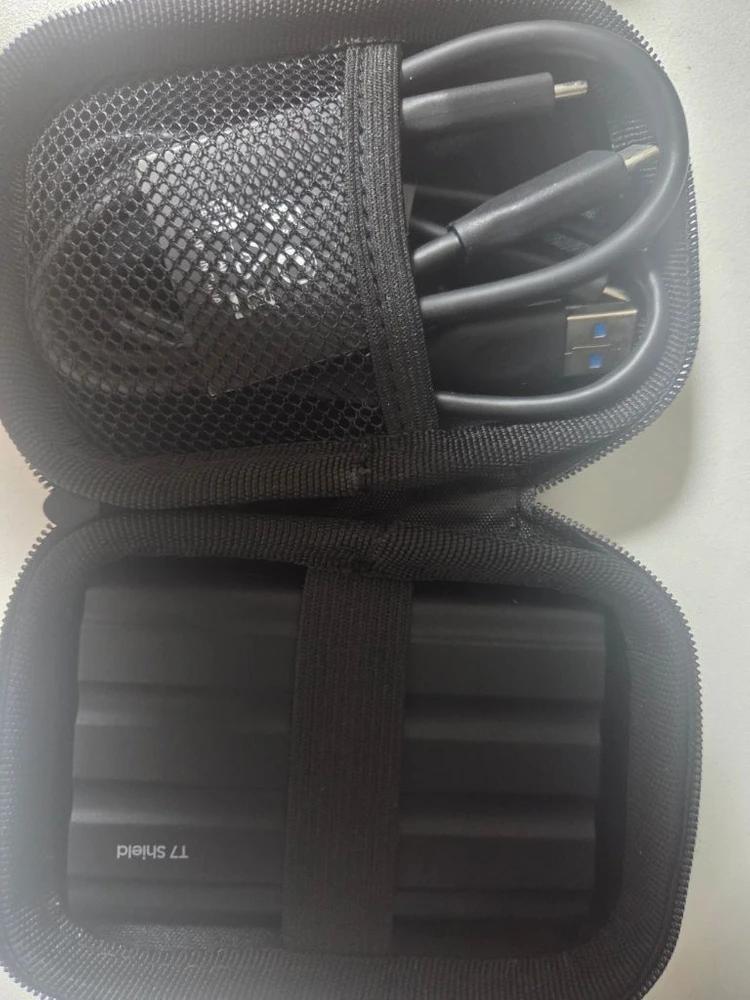 삼성 t7 shield 포터블 SSD 2TB 외장하드 이미지