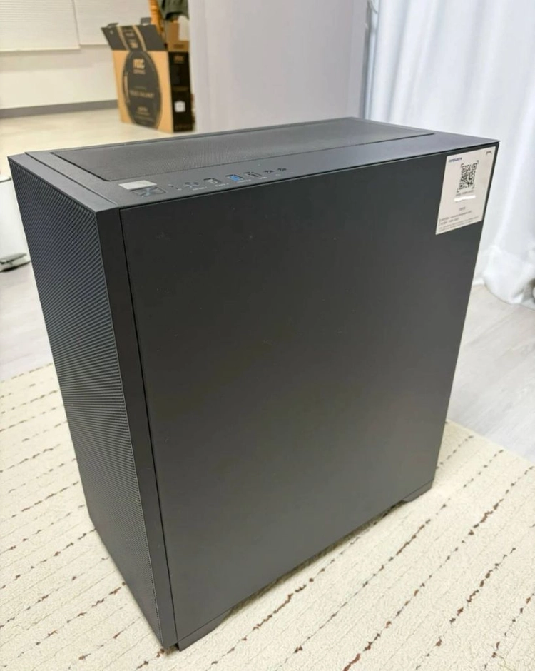 게이밍PC 라이젠5-7500F / RTX4060Ti 판매합니다 - 안심되는 중고거래