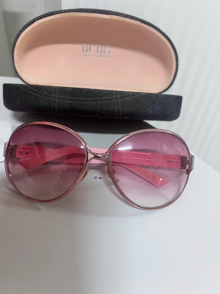 BCBG선글라스 이미지
