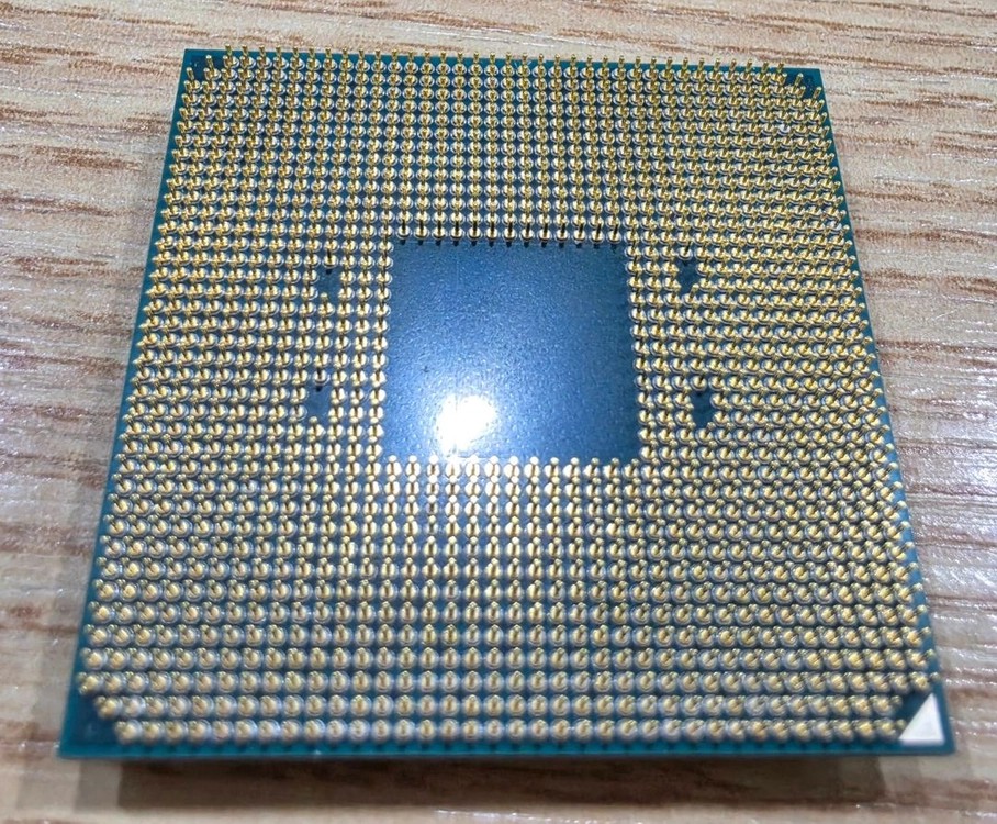 AMD 라이젠3500+정품쿨러포함 팝니다 이미지