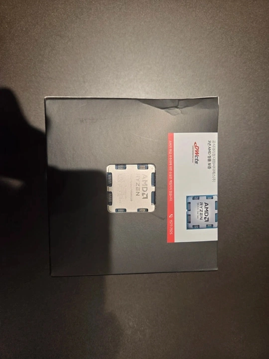 AMD 라이젠 7 9800X3D CPU 미개봉 - 안심되는 중고거래