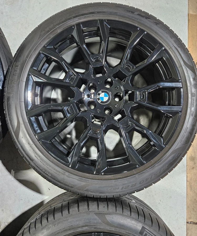 BMW X5 X6 915M 21인치 순정휠 / 피렐리 P ZERO 런플렛 한대분 이미지