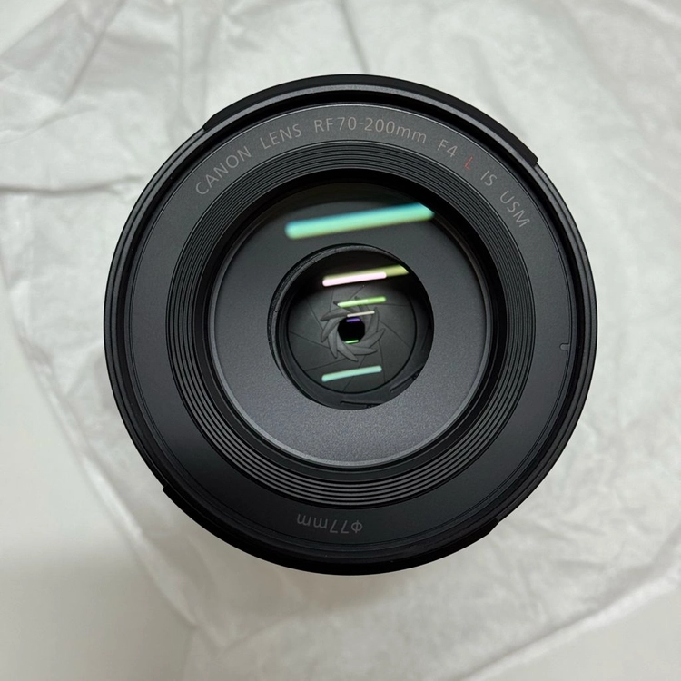 캐논 rf 70-200 f4 알형아 구매 한달도 안지난 신품급 보증 28.8 판매해요 교환ok 이미지