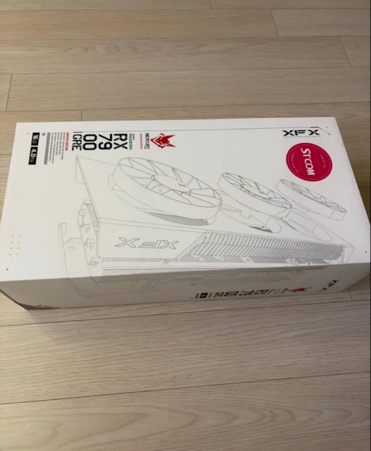 XFX 라데온 RX 7900GRE 머큐리 마그네틱 에어 화이트 그래픽카드 - 안심되는 중고거래