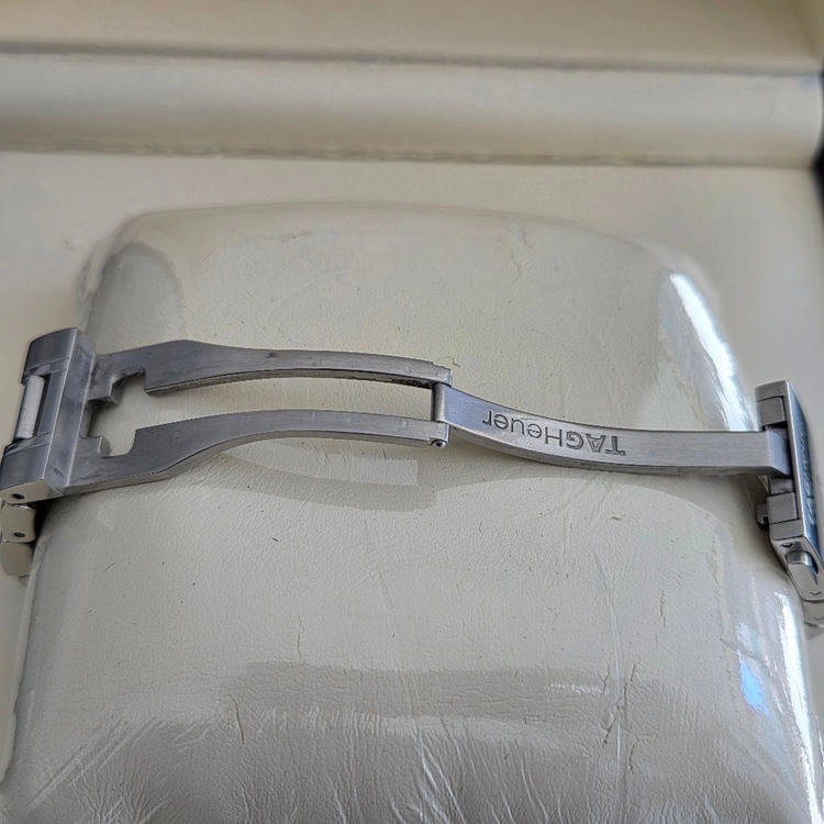 태그호이어 구형 까레라 헤리티지 크로노그래프 41mm CAS2111 이미지