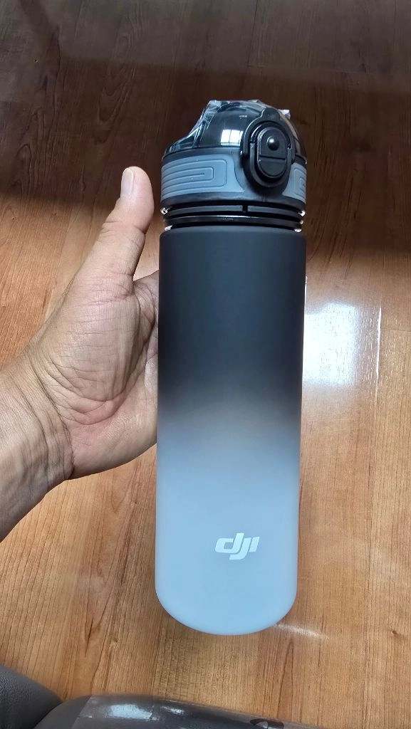 DJI 텀블러 650ml 그라데이션 물병 - 안심되는 중고거래