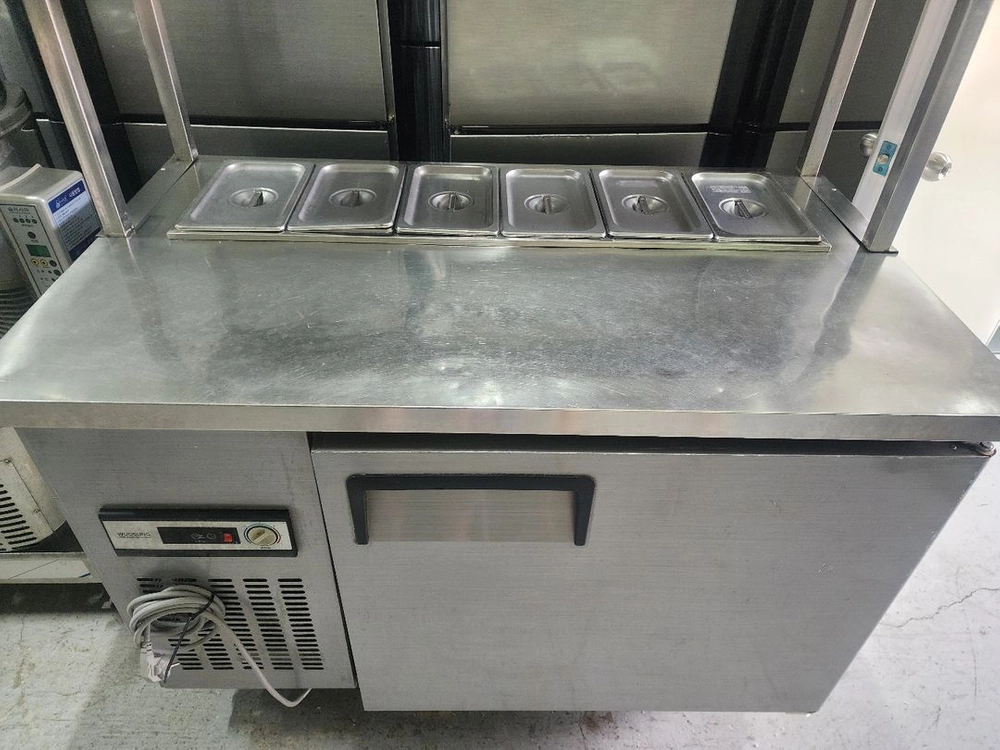 1200뒤줄 바트 반찬 냉장고 상부선반 포함 판매 합니다 이미지