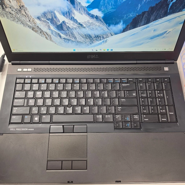 DELL Precision M6800 워크스테이션 i7 / 16GB / Quadro 4GB 이미지