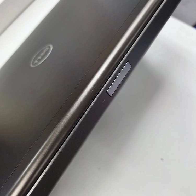 DELL Precision M6800 워크스테이션 i7 / 16GB / Quadro 4GB 이미지