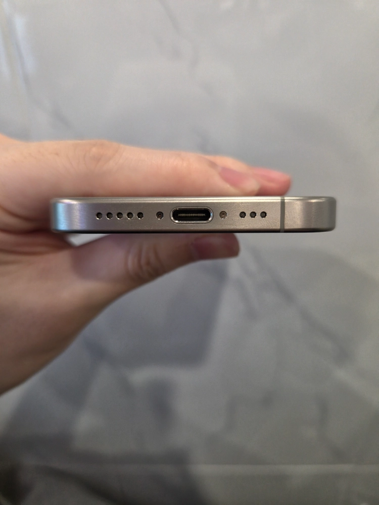 [자급제]아이폰15 프로 256GB 네추럴티타늄 이미지