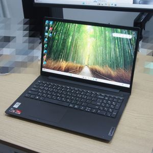 레노버 라이젠 5700U 램16기가 15.6인치 노트북 팝니다. 수원 이미지