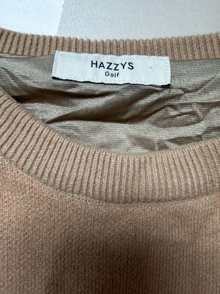 hazzys 헤지스 긴팔 베이지 로고 니트 이미지