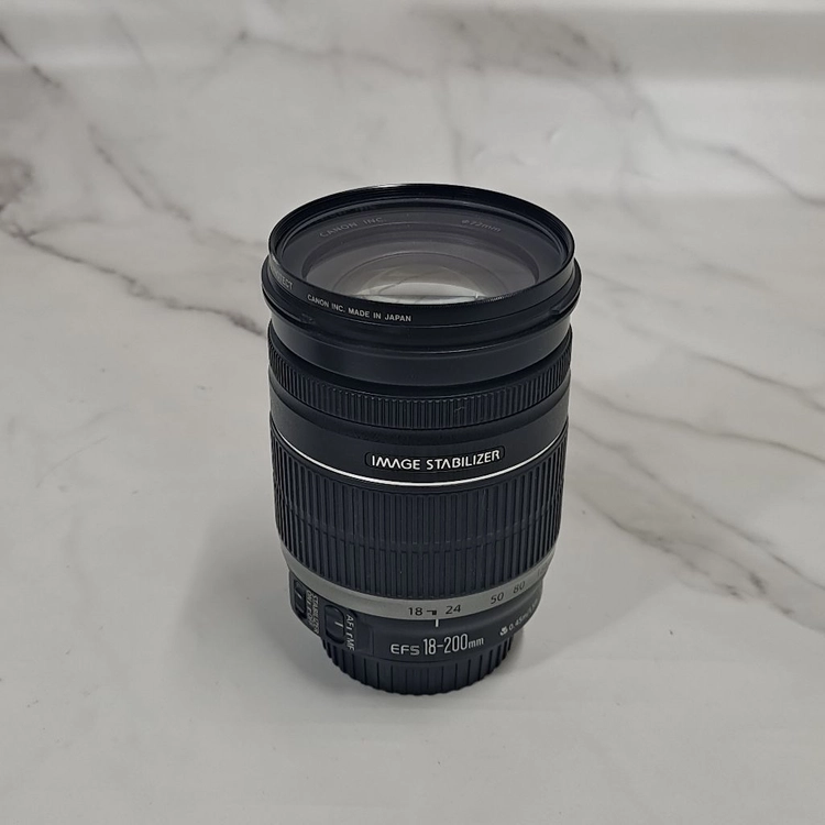 상태굿! 캐논 줌렌즈 EF-S 18-200mm IS 광각/망원 이미지
