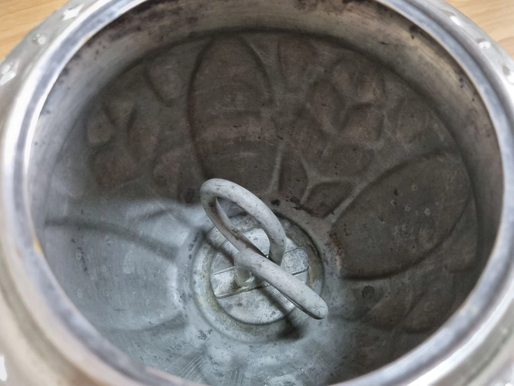 러시아 전통 차 끓이는 기구인 사모바르(Samovar) 이미지