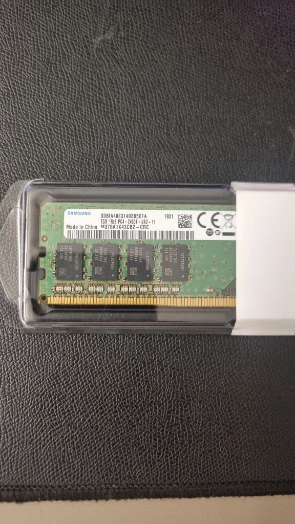 삼성 DDR4 8GB PC4-2400T 데스크탑 램 판매 이미지
