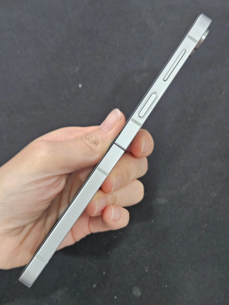 갤럭시Z플립6 256GB 가성비 이미지