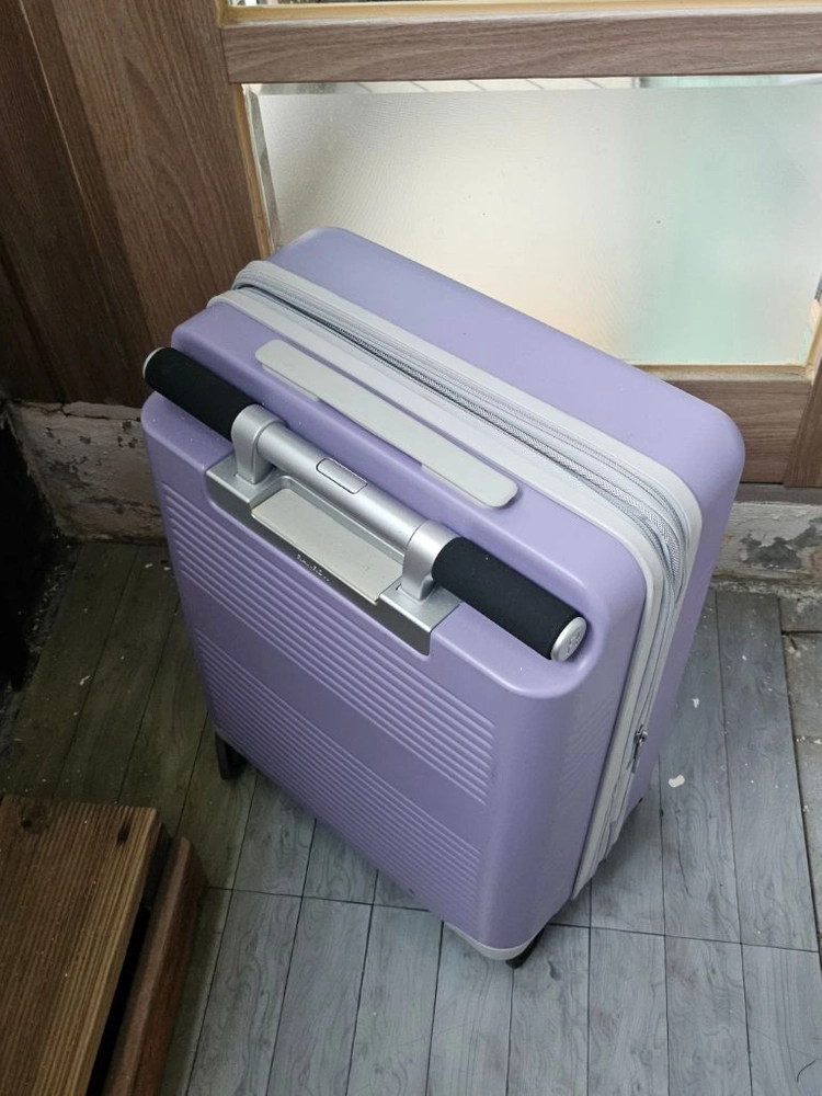 로우로우 20인치(37L) 캐리어 퍼플 이미지