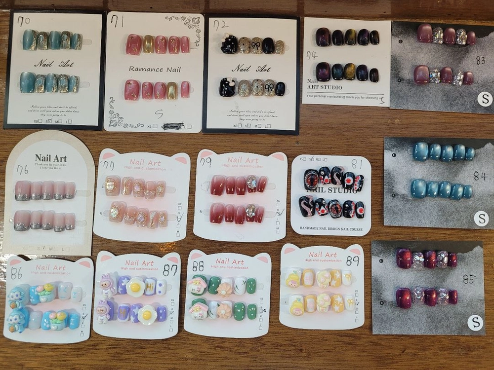 네일팁 개당 2000원 부터 이미지