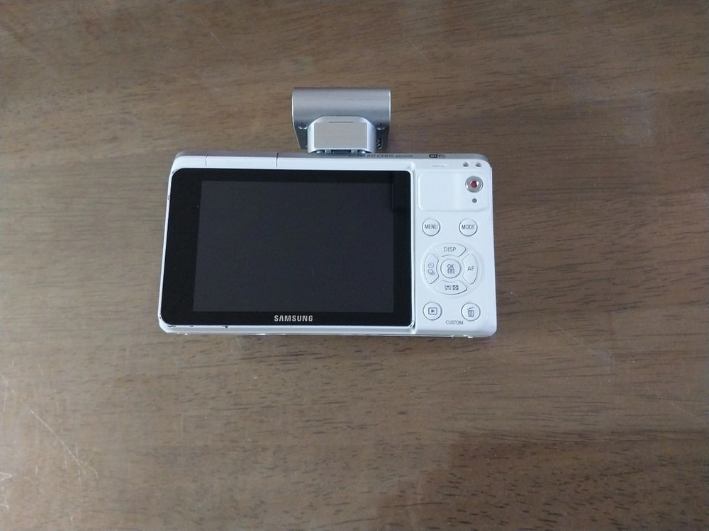 삼성 NX mini 화이트 카메라/(9mm 렌즈포함) 이미지