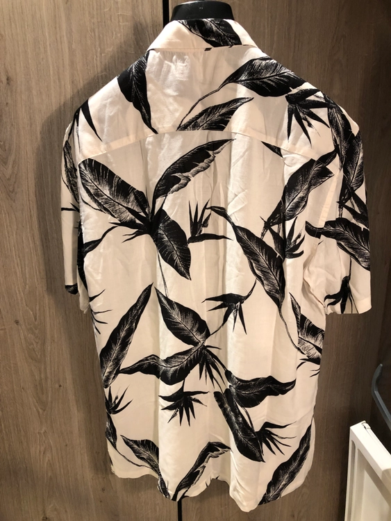 올세인츠 버지니아 하와이안 셔츠 L 사이즈 팝니다. Allsaints Viginia 이미지