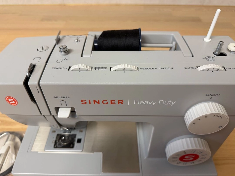 SINGER 싱거 Heavy Duty 4423 재봉틀 실사용 1회 구성품 일괄 이미지