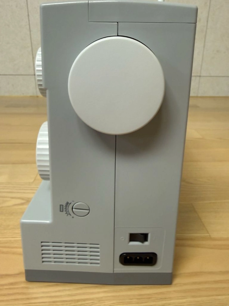 SINGER 싱거 Heavy Duty 4423 재봉틀 실사용 1회 구성품 일괄 이미지